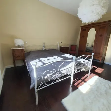 Villa Meschede Апартаменты Мешеде